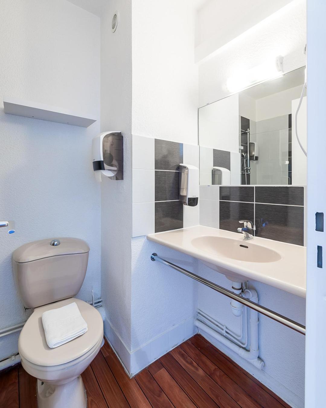 Hotel Lapeyronie Montpellier Eksteriør billede